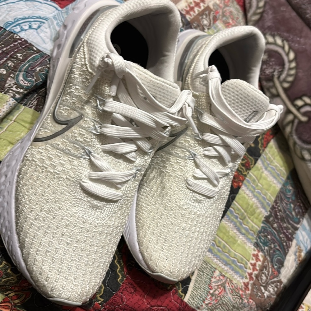 Nike react infinity flyknit sneakers